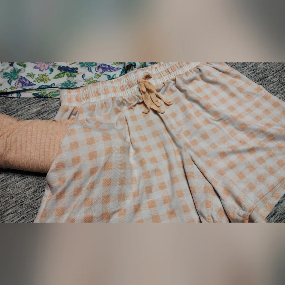 Croft & Barrow Tank Top & Short Pajama Sets, Size Small Women's Sleepwear - Picture 5 of 10